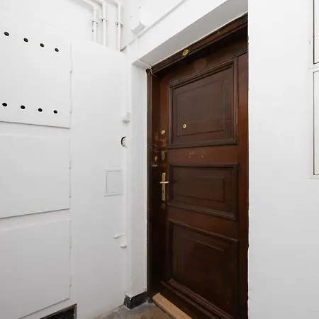 Plac Zamkowy In By Renters Varsovie