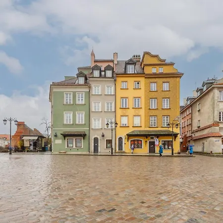Charming Plac Zamkowy In Old Town By Renters Warschau