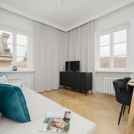 Plac Zamkowy In By Renters Varsó